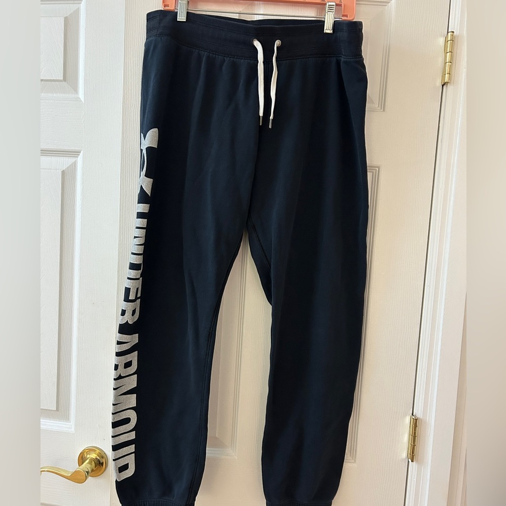 Under Armour Black Joggers with White Logo and Drawstring men’s medium